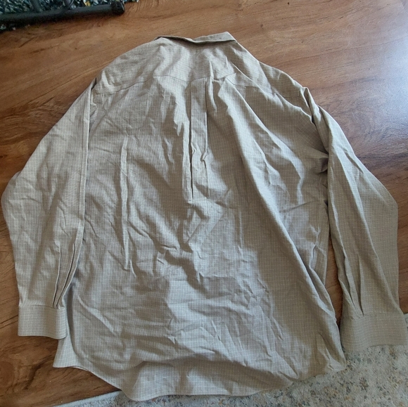 Gold Label Roundtree & York Button Down - Picture 3 of 3